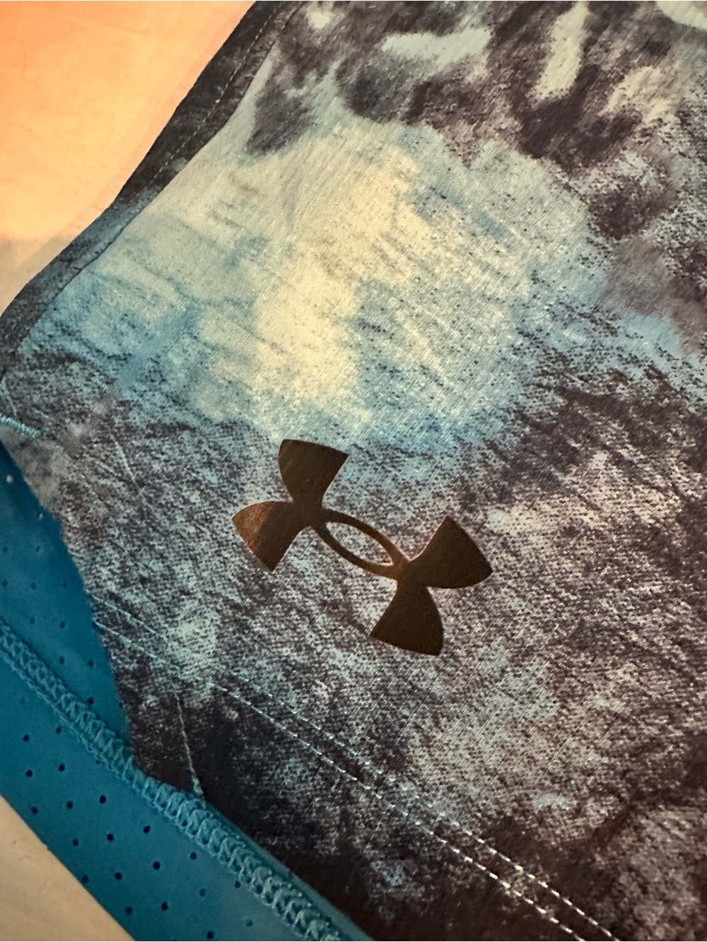 Under Armour UA Vanish Woven 6-Inch Printed Shorts - Tie Dye Blue - Picture 3 of 8